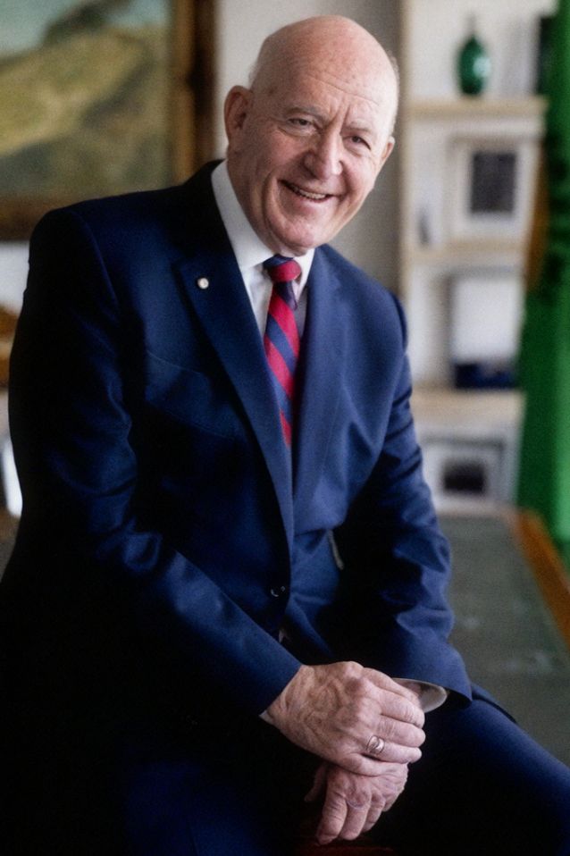 General The Honourable Sir Peter Cosgrove AK AC(Mil) CVO MC (Retd)