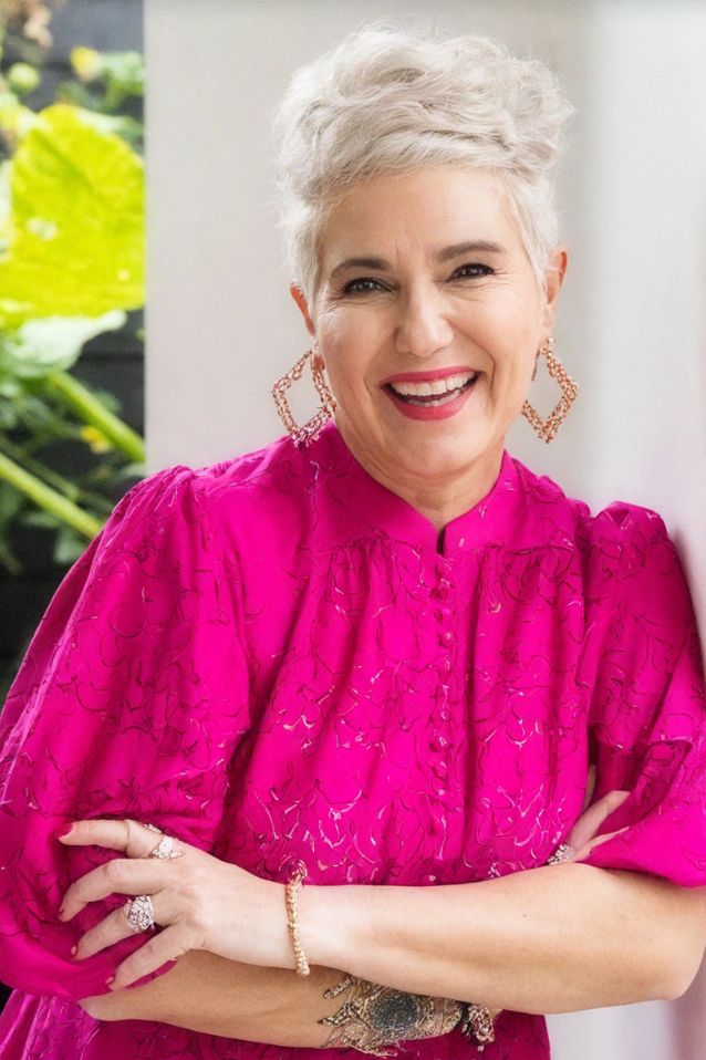Dr Leanne Elich
