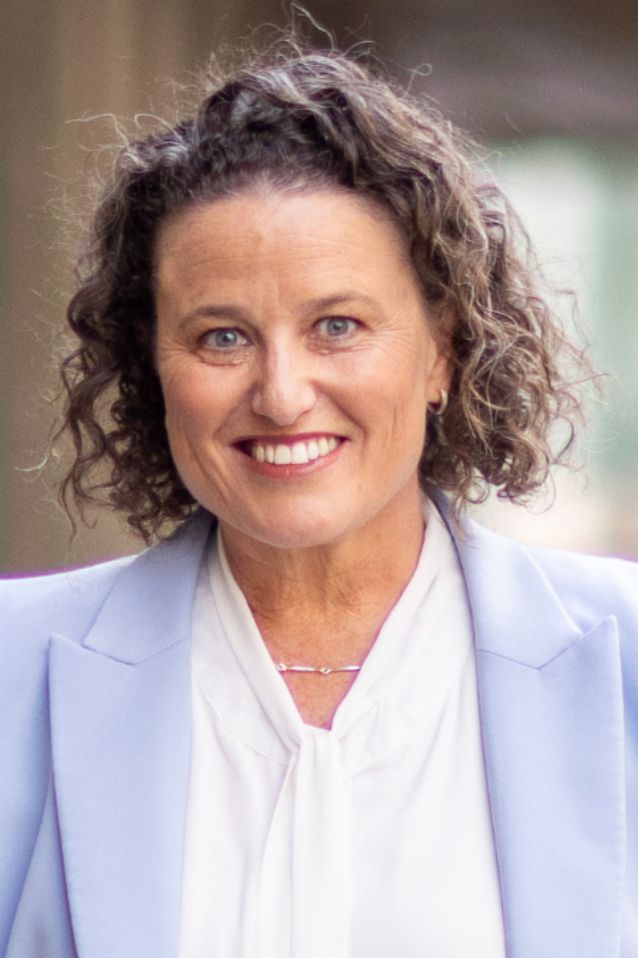 Dr Kirstin Ferguson AM